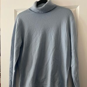 Nordstrom powder blue 100% cashmere turtleneck